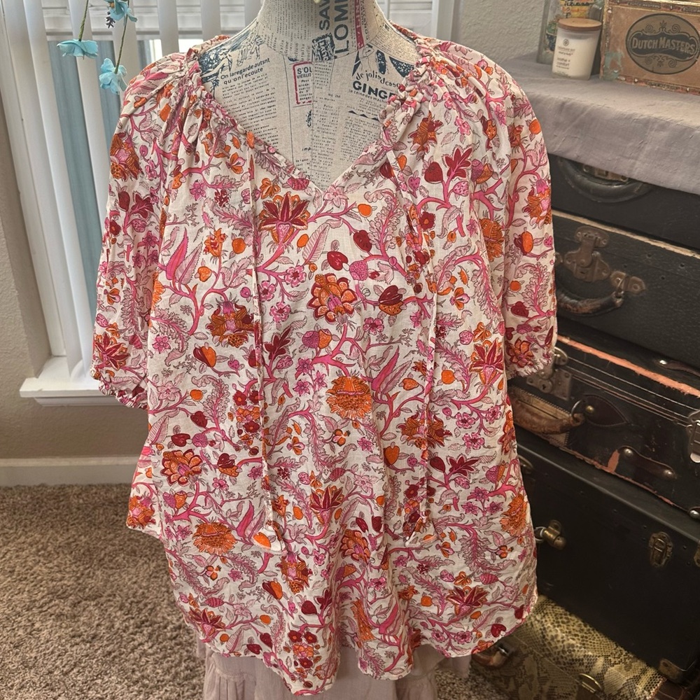 NWT-Knox Rose Boho Style Top. 3/4 Sleeves, Toe Neck. BEAUTIFUL Colors
